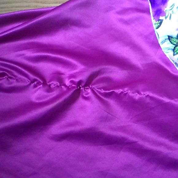 Purple dress with roses. 👗🌹 - Picture 3 of 3